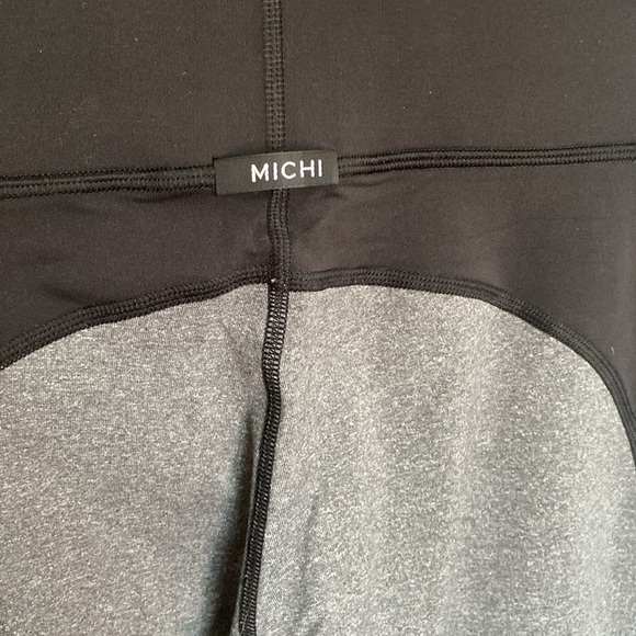 Michi Moto Leggings in heather grey and black. (No ankle zipper) - Picture 4 of 6